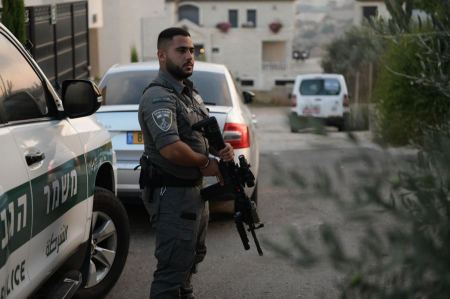 اعتقال 6 مشتبهين من ام الفحم بسرقة بطاقات ائتمان واموال